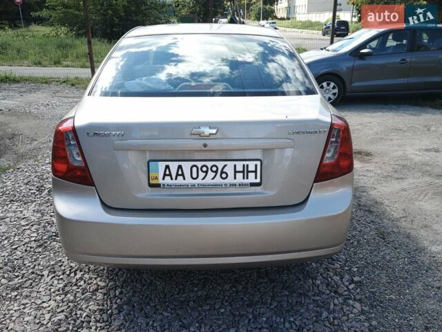 Бежевий Шевроле Лачетті, об'ємом двигуна 1.6 л та пробігом 161 тис. км за 6000 $, фото 1 на Automoto.ua
