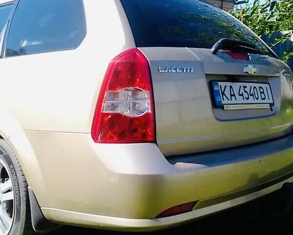Бежевий Шевроле Лачетті, об'ємом двигуна 1.8 л та пробігом 138 тис. км за 4700 $, фото 1 на Automoto.ua
