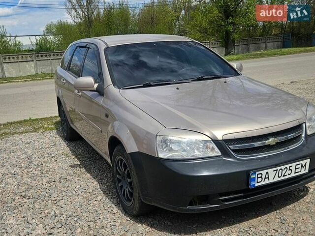 Бежевый Шевроле Лачетти, объемом двигателя 1.8 л и пробегом 173 тыс. км за 3300 $, фото 1 на Automoto.ua