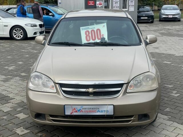Бежевый Шевроле Лачетти, объемом двигателя 1.8 л и пробегом 240 тыс. км за 4600 $, фото 1 на Automoto.ua