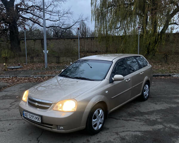 Бежевий Шевроле Лачетті, об'ємом двигуна 1.8 л та пробігом 380 тис. км за 2899 $, фото 1 на Automoto.ua