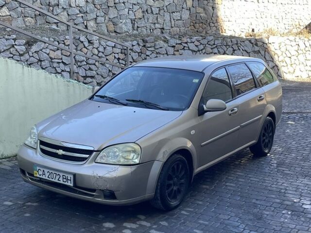 Бежевий Шевроле Лачетті, об'ємом двигуна 1.8 л та пробігом 200 тис. км за 2500 $, фото 1 на Automoto.ua