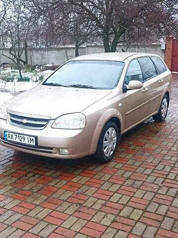 Бежевий Шевроле Лачетті, об'ємом двигуна 1.8 л та пробігом 235 тис. км за 4700 $, фото 1 на Automoto.ua