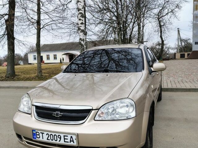 Бежевый Шевроле Лачетти, объемом двигателя 1.8 л и пробегом 301 тыс. км за 3700 $, фото 1 на Automoto.ua