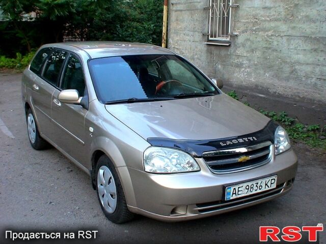 Бежевый Шевроле Лачетти, объемом двигателя 1.8 л и пробегом 207 тыс. км за 3900 $, фото 1 на Automoto.ua