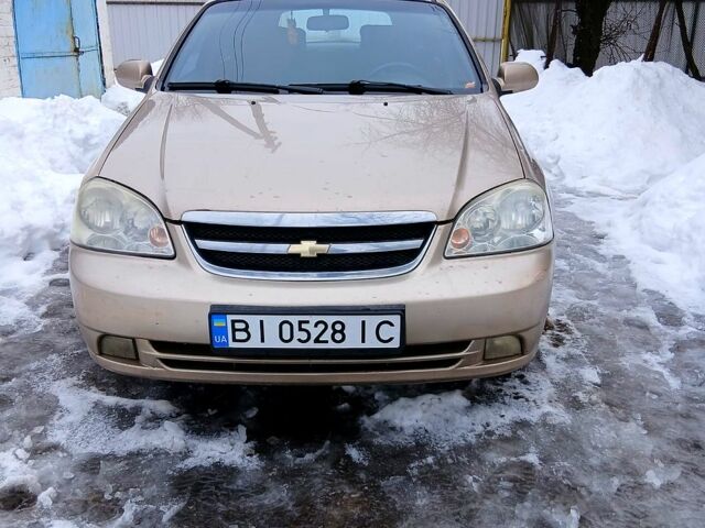 Бежевий Шевроле Лачетті, об'ємом двигуна 1.8 л та пробігом 250 тис. км за 3600 $, фото 1 на Automoto.ua