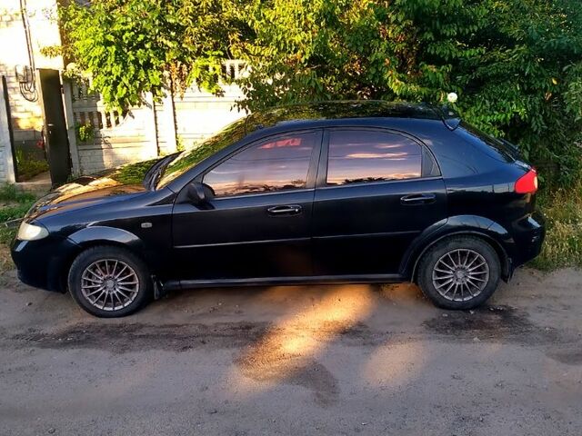 Чорний Шевроле Лачетті, об'ємом двигуна 1.6 л та пробігом 330 тис. км за 2400 $, фото 1 на Automoto.ua