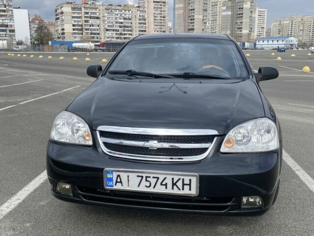 Черный Шевроле Лачетти, объемом двигателя 1.6 л и пробегом 200 тыс. км за 4100 $, фото 1 на Automoto.ua