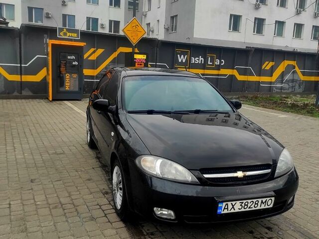 Черный Шевроле Лачетти, объемом двигателя 1.8 л и пробегом 243 тыс. км за 3400 $, фото 1 на Automoto.ua