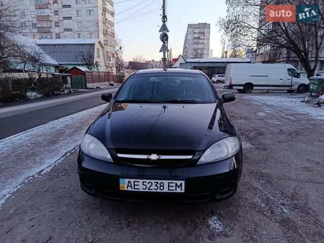 Черный Шевроле Лачетти, объемом двигателя 1.6 л и пробегом 150 тыс. км за 3400 $, фото 1 на Automoto.ua