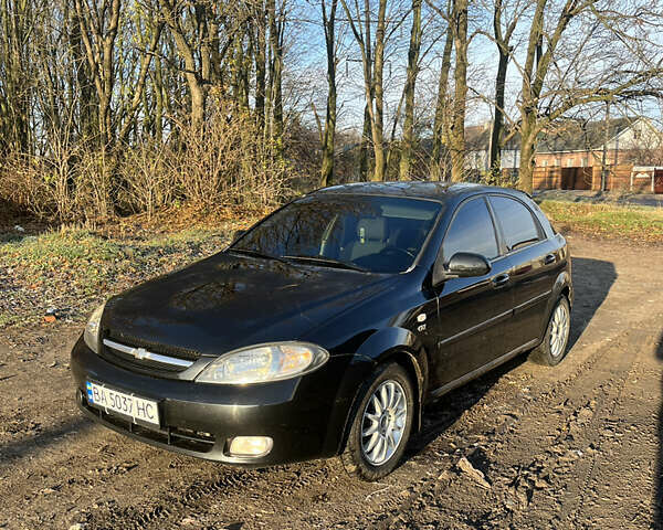 Черный Шевроле Лачетти, объемом двигателя 1.8 л и пробегом 330 тыс. км за 4250 $, фото 1 на Automoto.ua