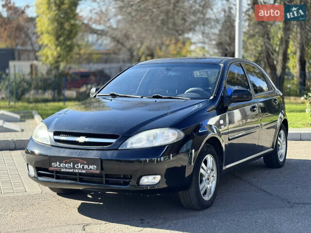 Черный Шевроле Лачетти, объемом двигателя 1.8 л и пробегом 252 тыс. км за 5199 $, фото 1 на Automoto.ua