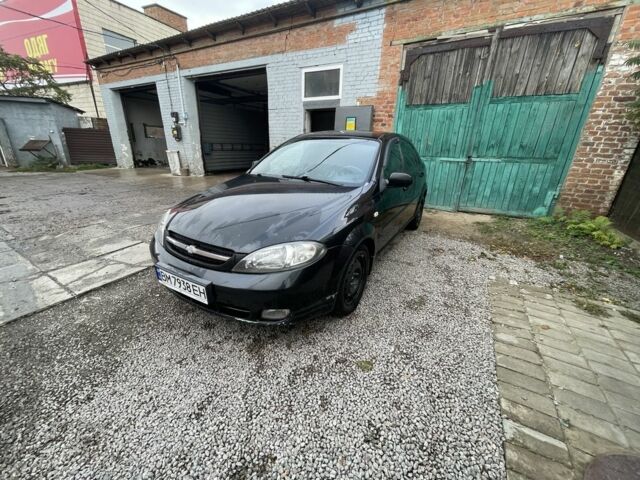 Черный Шевроле Лачетти, объемом двигателя 1.6 л и пробегом 300 тыс. км за 4600 $, фото 1 на Automoto.ua