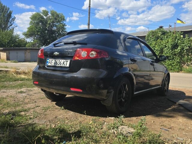 Черный Шевроле Лачетти, объемом двигателя 1.8 л и пробегом 242 тыс. км за 4999 $, фото 1 на Automoto.ua
