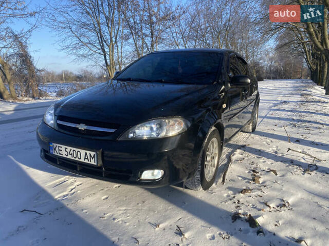 Черный Шевроле Лачетти, объемом двигателя 1.8 л и пробегом 195 тыс. км за 4500 $, фото 1 на Automoto.ua