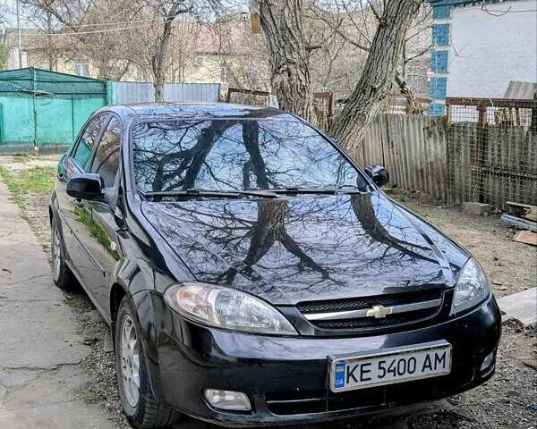 Черный Шевроле Лачетти, объемом двигателя 1.8 л и пробегом 188 тыс. км за 4000 $, фото 1 на Automoto.ua