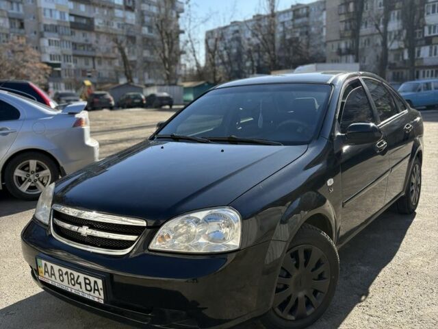 Черный Шевроле Лачетти, объемом двигателя 1.8 л и пробегом 227 тыс. км за 3750 $, фото 1 на Automoto.ua