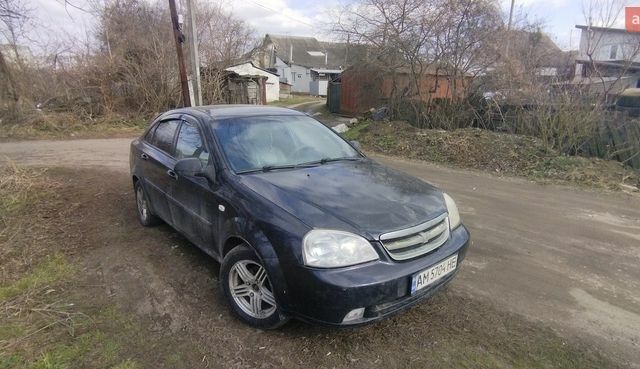 Черный Шевроле Лачетти, объемом двигателя 1.6 л и пробегом 361 тыс. км за 2500 $, фото 1 на Automoto.ua
