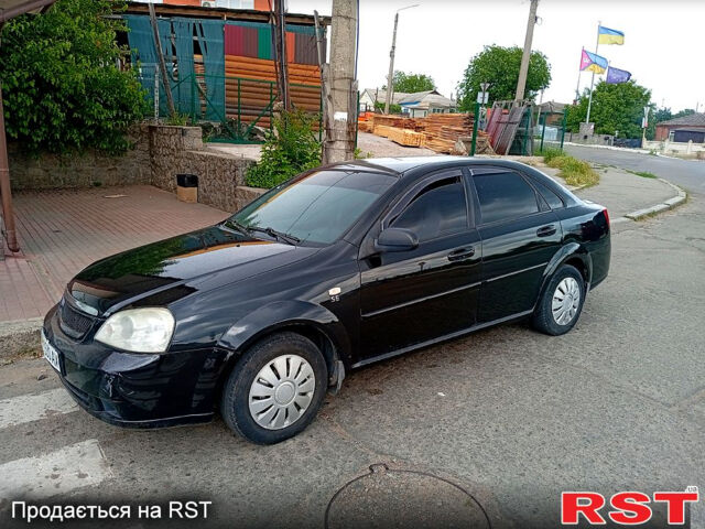 Черный Шевроле Лачетти, объемом двигателя 1.6 л и пробегом 350 тыс. км за 3000 $, фото 1 на Automoto.ua