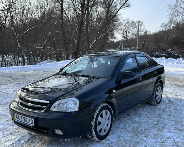 Черный Шевроле Лачетти, объемом двигателя 1.8 л и пробегом 130 тыс. км за 4700 $, фото 1 на Automoto.ua