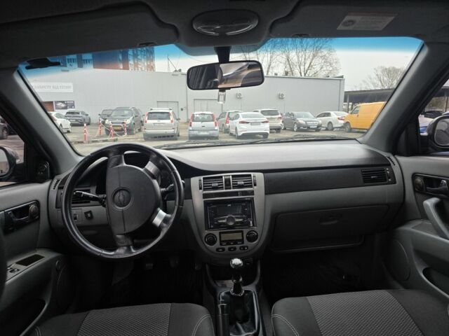 Черный Шевроле Лачетти, объемом двигателя 1.8 л и пробегом 230 тыс. км за 3400 $, фото 1 на Automoto.ua