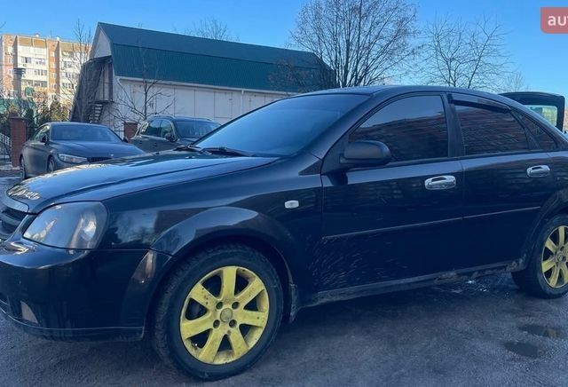 Черный Шевроле Лачетти, объемом двигателя 1.6 л и пробегом 220 тыс. км за 2350 $, фото 1 на Automoto.ua