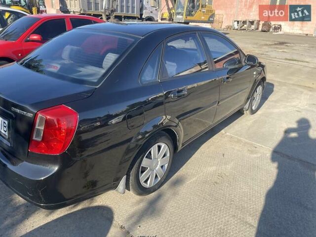 Черный Шевроле Лачетти, объемом двигателя 1.8 л и пробегом 220 тыс. км за 5200 $, фото 1 на Automoto.ua