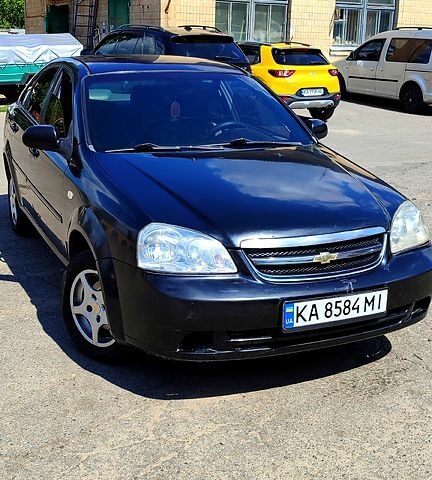 Черный Шевроле Лачетти, объемом двигателя 1.8 л и пробегом 345 тыс. км за 2200 $, фото 1 на Automoto.ua