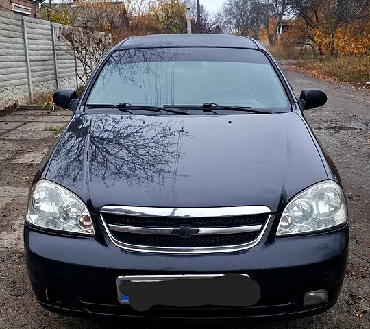 Чорний Шевроле Лачетті, об'ємом двигуна 1.8 л та пробігом 256 тис. км за 3200 $, фото 1 на Automoto.ua
