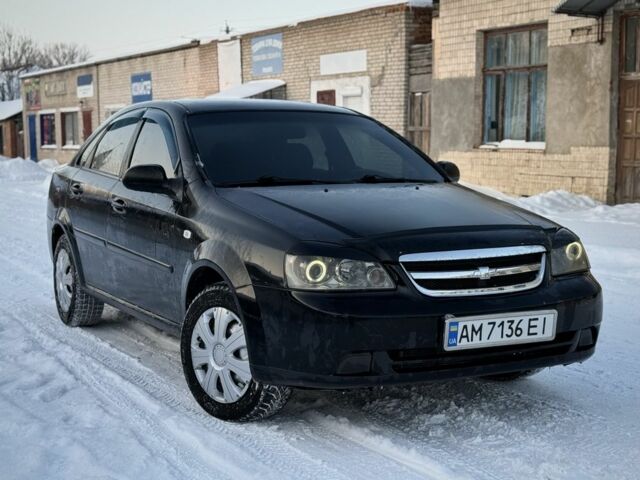 Черный Шевроле Лачетти, объемом двигателя 1.8 л и пробегом 370 тыс. км за 3700 $, фото 1 на Automoto.ua