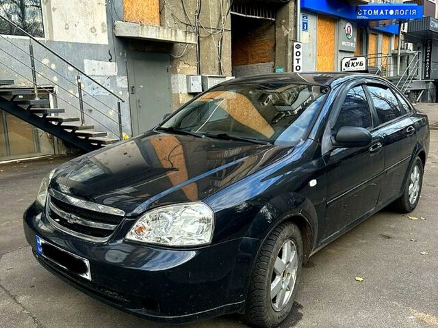 Черный Шевроле Лачетти, объемом двигателя 1.8 л и пробегом 159 тыс. км за 3500 $, фото 1 на Automoto.ua