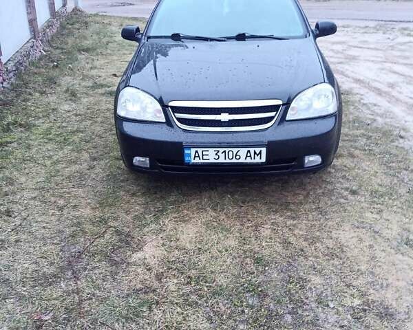 Чорний Шевроле Лачетті, об'ємом двигуна 1.8 л та пробігом 300 тис. км за 3200 $, фото 1 на Automoto.ua