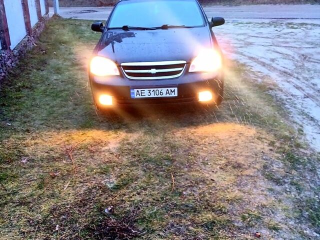 Чорний Шевроле Лачетті, об'ємом двигуна 1.8 л та пробігом 300 тис. км за 3200 $, фото 1 на Automoto.ua