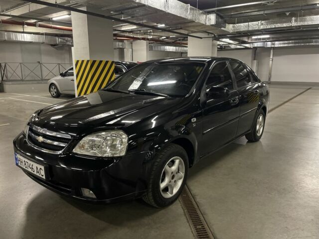 Черный Шевроле Лачетти, объемом двигателя 1.8 л и пробегом 170 тыс. км за 4500 $, фото 1 на Automoto.ua