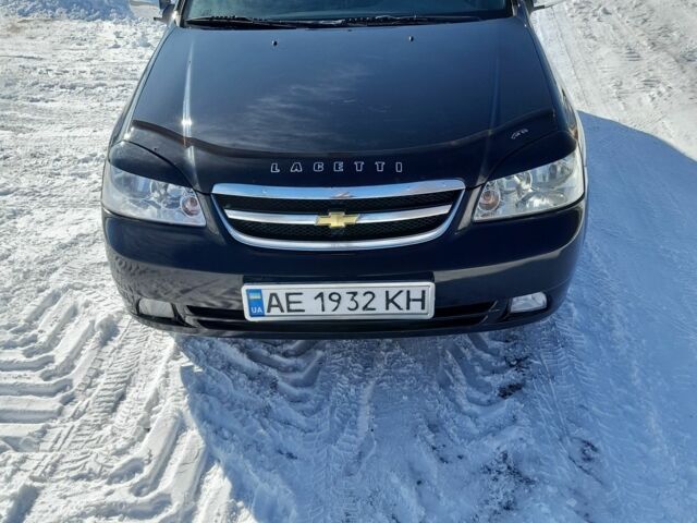 Черный Шевроле Лачетти, объемом двигателя 1.6 л и пробегом 200 тыс. км за 3800 $, фото 1 на Automoto.ua