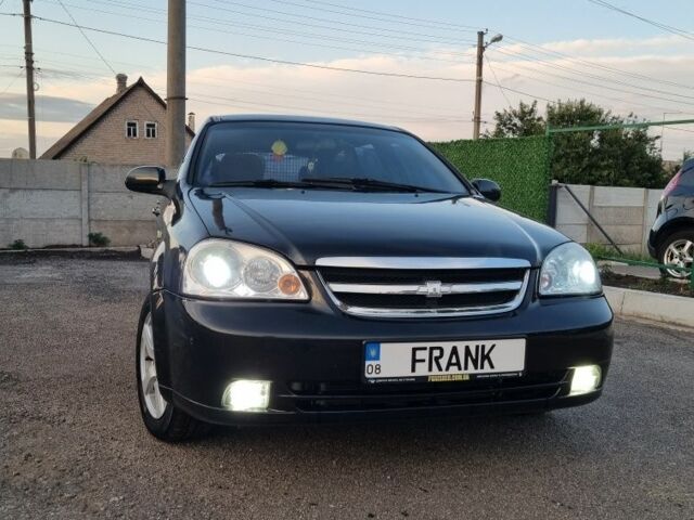Черный Шевроле Лачетти, объемом двигателя 0 л и пробегом 196 тыс. км за 3800 $, фото 1 на Automoto.ua