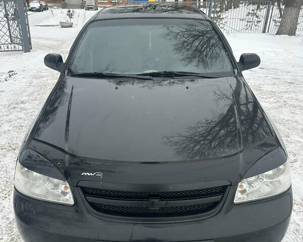 Черный Шевроле Лачетти, объемом двигателя 1.8 л и пробегом 225 тыс. км за 4000 $, фото 1 на Automoto.ua