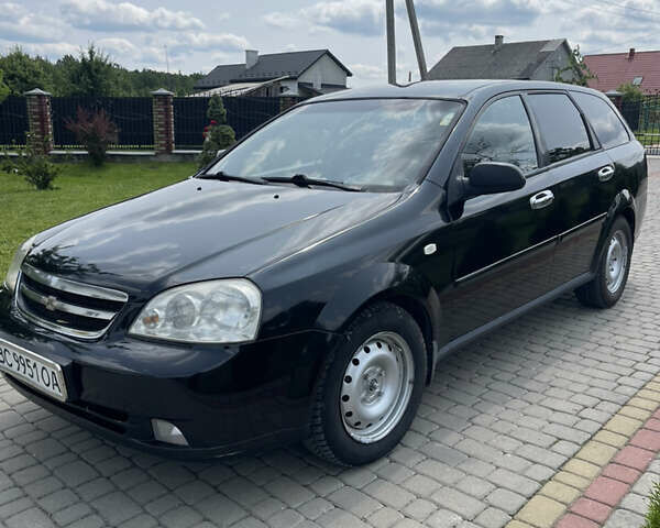 Черный Шевроле Лачетти, объемом двигателя 1.8 л и пробегом 320 тыс. км за 3700 $, фото 1 на Automoto.ua