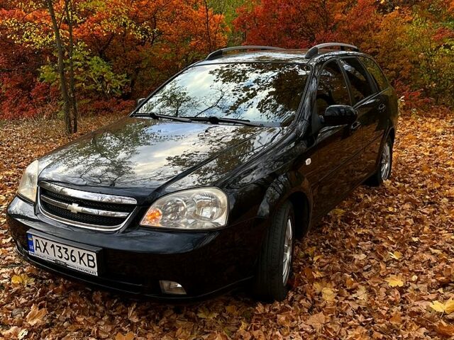 Черный Шевроле Лачетти, объемом двигателя 1.6 л и пробегом 1400 тыс. км за 4900 $, фото 1 на Automoto.ua