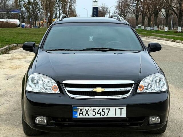 Черный Шевроле Лачетти, объемом двигателя 1.6 л и пробегом 285 тыс. км за 4500 $, фото 1 на Automoto.ua