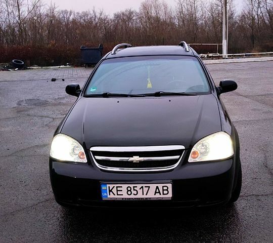 Черный Шевроле Лачетти, объемом двигателя 1.6 л и пробегом 307 тыс. км за 4200 $, фото 1 на Automoto.ua