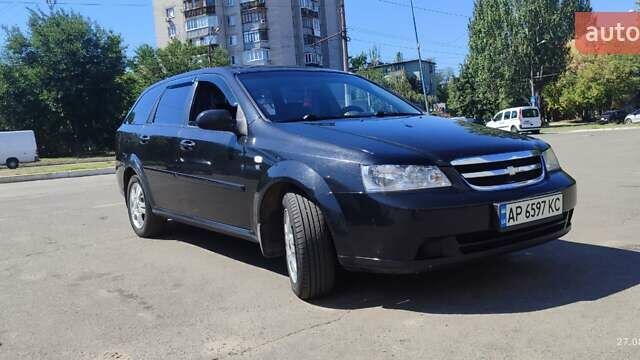 Черный Шевроле Лачетти, объемом двигателя 1.8 л и пробегом 217 тыс. км за 5300 $, фото 1 на Automoto.ua