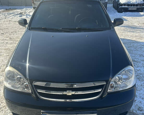 Черный Шевроле Лачетти, объемом двигателя 1.8 л и пробегом 220 тыс. км за 4400 $, фото 1 на Automoto.ua