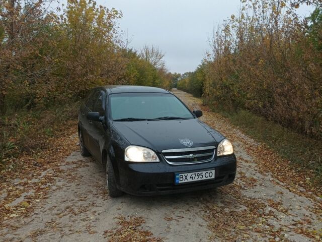 Чорний Шевроле Лачетті, об'ємом двигуна 1.8 л та пробігом 3 тис. км за 4000 $, фото 1 на Automoto.ua