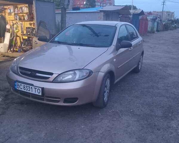 Коричневый Шевроле Лачетти, объемом двигателя 1.4 л и пробегом 225 тыс. км за 2999 $, фото 1 на Automoto.ua
