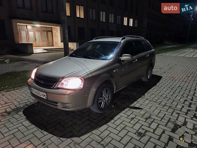 Коричневый Шевроле Лачетти, объемом двигателя 2 л и пробегом 195 тыс. км за 5000 $, фото 1 на Automoto.ua