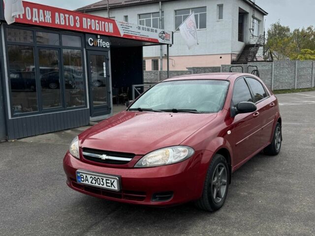 Красный Шевроле Лачетти, объемом двигателя 1.4 л и пробегом 160 тыс. км за 4450 $, фото 1 на Automoto.ua