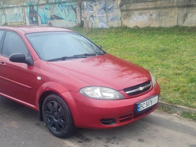 Красный Шевроле Лачетти, объемом двигателя 1.4 л и пробегом 259 тыс. км за 3500 $, фото 1 на Automoto.ua