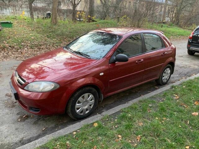 Красный Шевроле Лачетти, объемом двигателя 1.6 л и пробегом 250 тыс. км за 2489 $, фото 1 на Automoto.ua