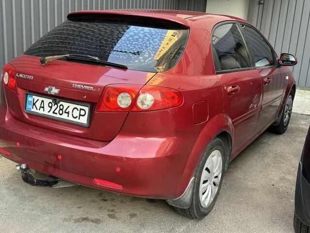 Червоний Шевроле Лачетті, об'ємом двигуна 1.8 л та пробігом 300 тис. км за 4000 $, фото 1 на Automoto.ua